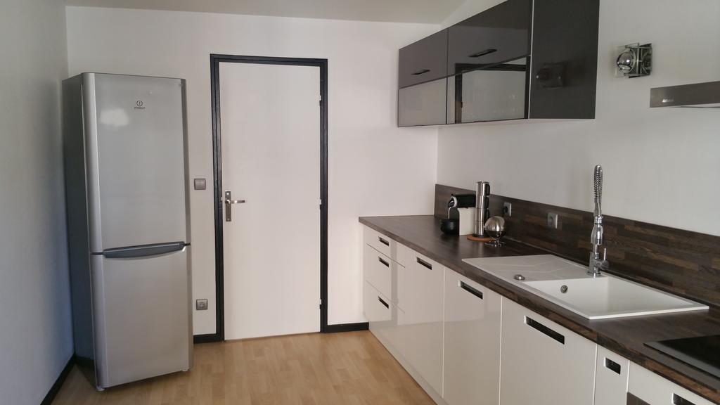 Apartament Le Nid De Sacha Épernay Zewnętrze zdjęcie